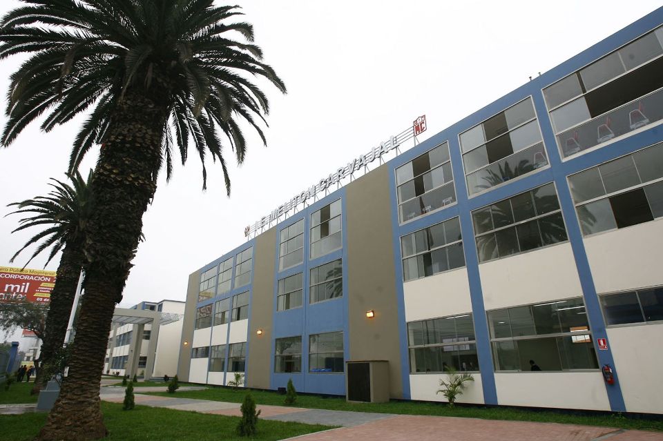 Colegio Emblemático Melitón Carvajal
